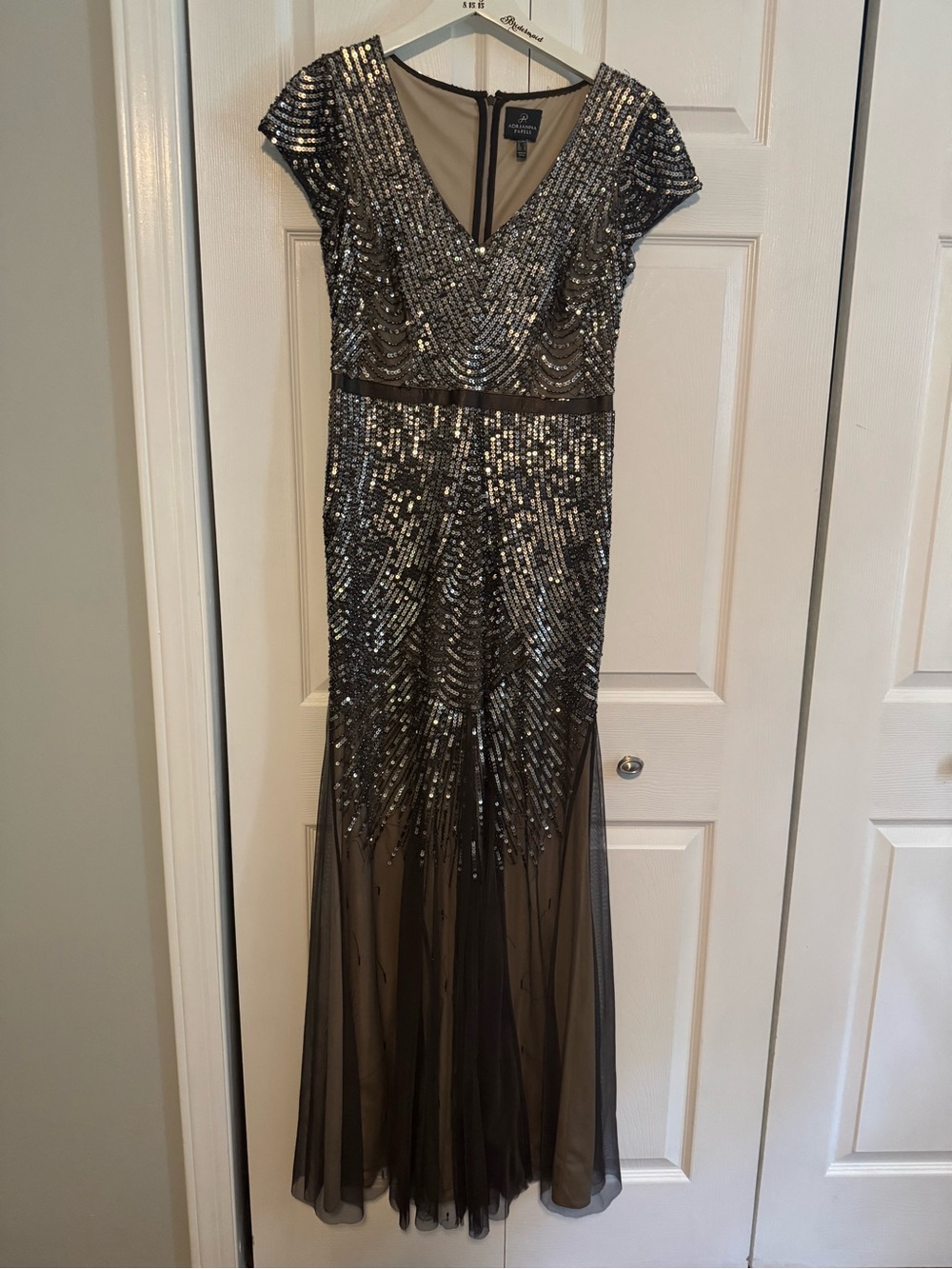 Adrianna Papell Black and Silver Sequin Cap-Sleeve Maxi Gown
